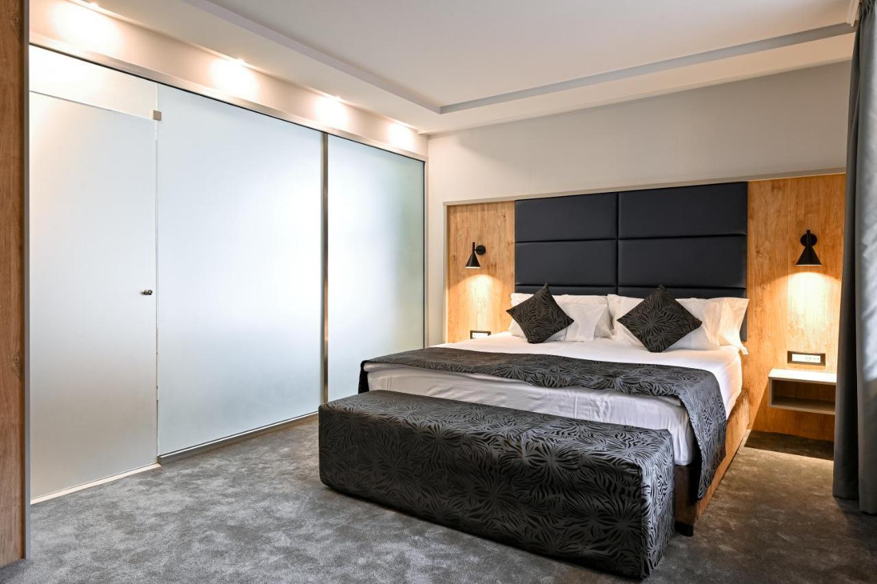 Grand Hotel Welingrad Zewnętrze zdjęcie A bedroom at the hotel