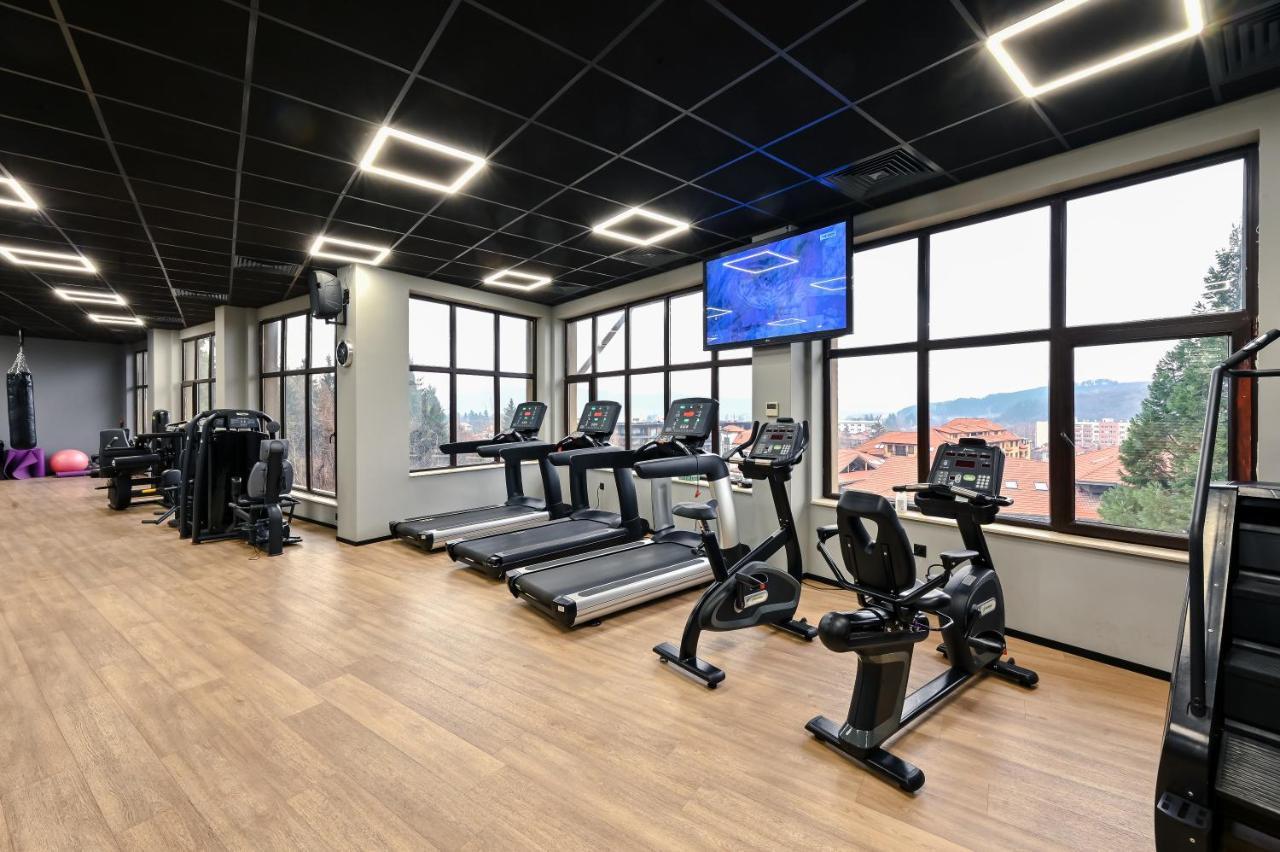 Grand Hotel Welingrad Zewnętrze zdjęcie The gym at the hotel