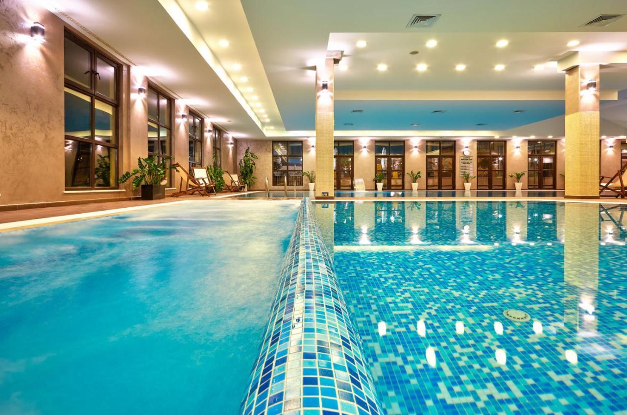 Grand Hotel Welingrad Zewnętrze zdjęcie Indoor pool