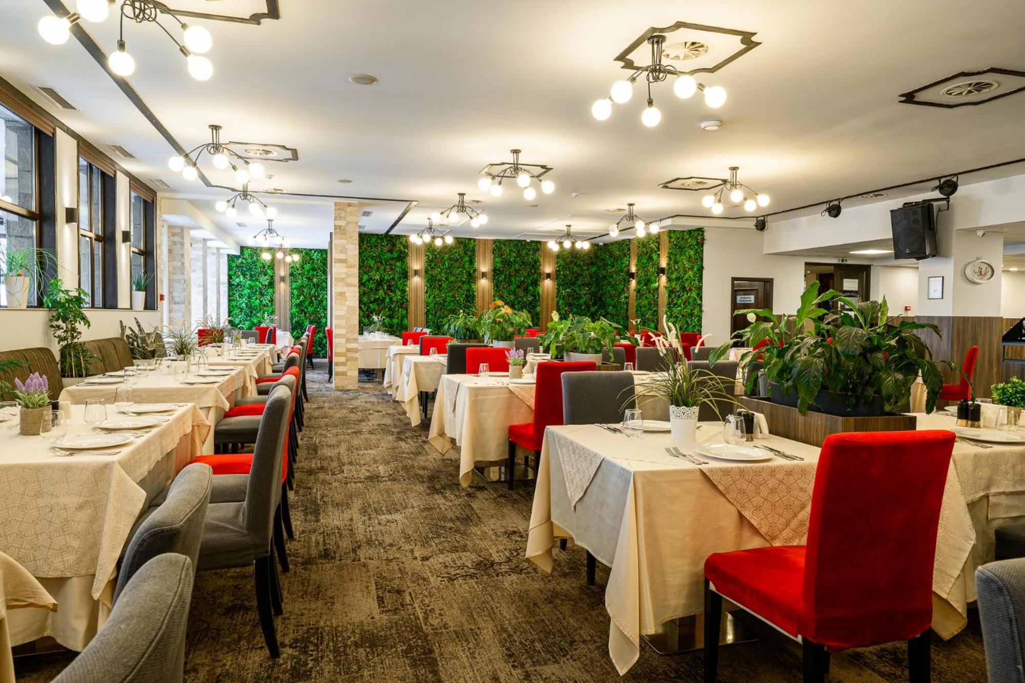 Grand Hotel Welingrad Zewnętrze zdjęcie Restaurant interior